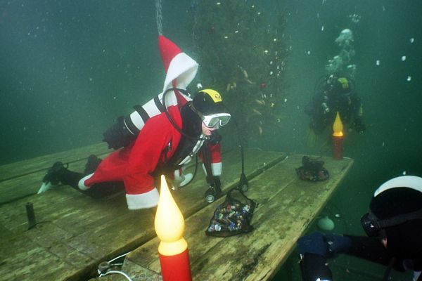 Weihnachtsmann und seine G�ste