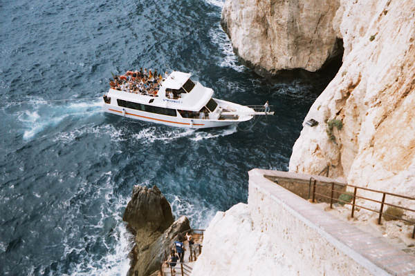 Tropfsteinh�hle Eingang