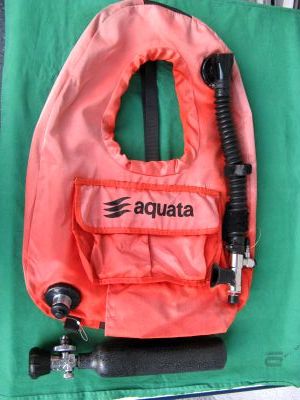 Tarierkragen-orange (Klo- Deckel)